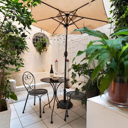 Chic And Style In Historical Via Giulia Apartment โรม ภายนอก รูปภาพ