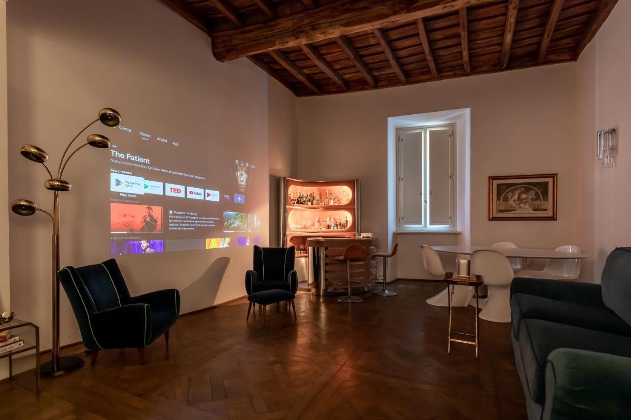 Chic And Style In Historical Via Giulia Apartment โรม ภายนอก รูปภาพ