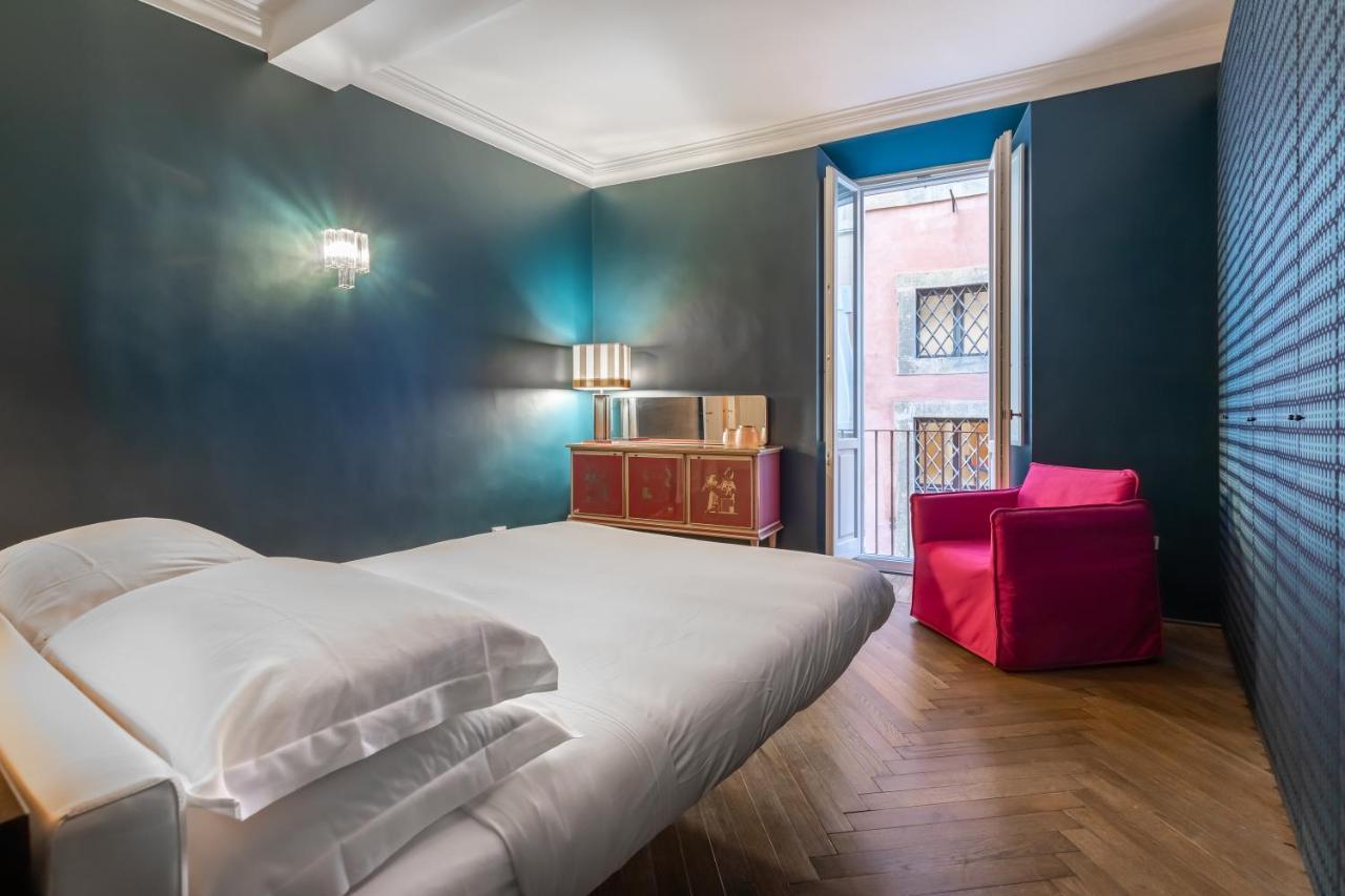 Chic And Style In Historical Via Giulia Apartment โรม ภายนอก รูปภาพ